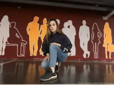 Evahazel OnlyFans Leaked Free Thumbnail Picture - #3NIrZ4RDoX