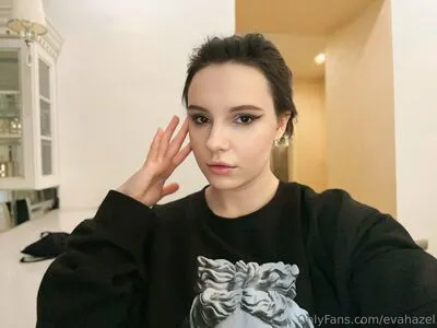 Evahazel OnlyFans Leaked Free Thumbnail Picture - #c2S0sHVDnm