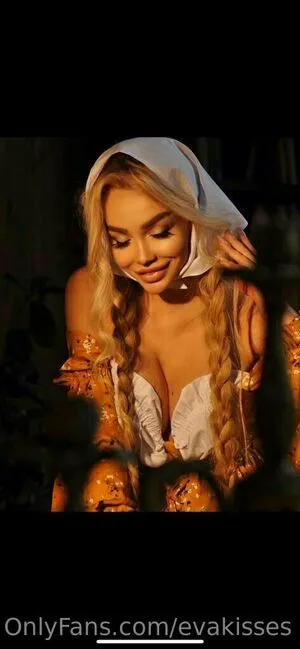 Evakisses OnlyFans Leaked Free Thumbnail Picture - #JROm9V7o4w