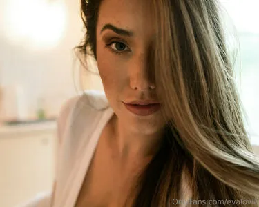 Evalovia OnlyFans Leaked Free Thumbnail Picture - #JTbnVCags0