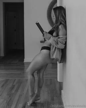 Evalovia OnlyFans Leaked Free Thumbnail Picture - #UkxSka6JOd