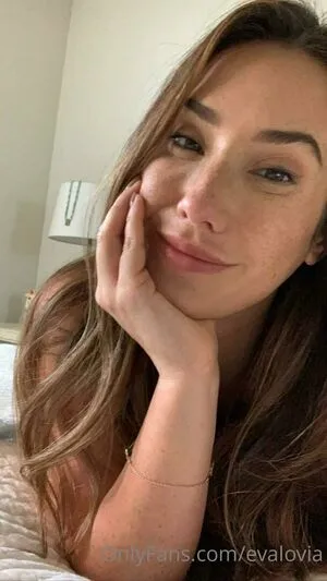 Evalovia OnlyFans Leaked Free Thumbnail Picture - #bnMkKEsi3d