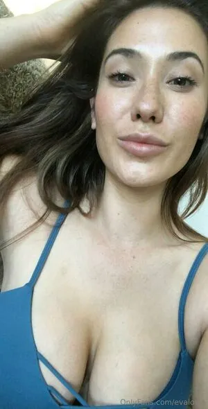 Evalovia OnlyFans Leaked Free Thumbnail Picture - #tKseWtNYw0