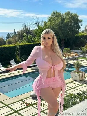 Evamarieee OnlyFans Leaked Free Thumbnail Picture - #HH9KFjWQif