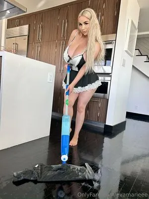 Evamarieee7 OnlyFans Leaked Free Thumbnail Picture - #pdjeEytric