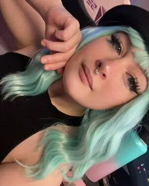 Evamilaa OnlyFans Leaked Free Thumbnail Picture - #IUGNujxUtG