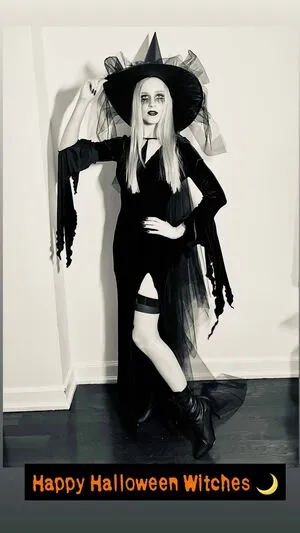 Evan Rachel Wood OnlyFans Leaked Free Thumbnail Picture - #H1oLcLkXjf