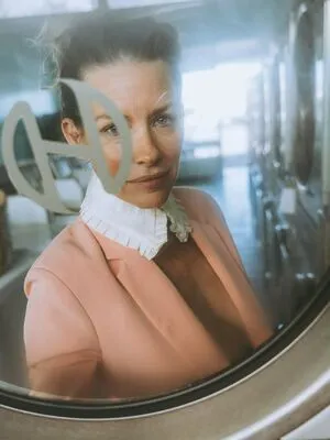 Evangeline Lilly OnlyFans Leaked Free Thumbnail Picture - #efLWpHVUCA