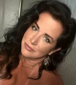 Evangeline OnlyFans Leaked Free Thumbnail Picture - #eaowU4xn0u