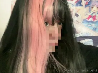Evangelit4 OnlyFans Leaked Free Thumbnail Picture - #9MoX8l3wif