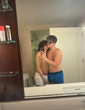 Evanjakeof OnlyFans Leaked Free Thumbnail Picture - #IY83NVIL3Z