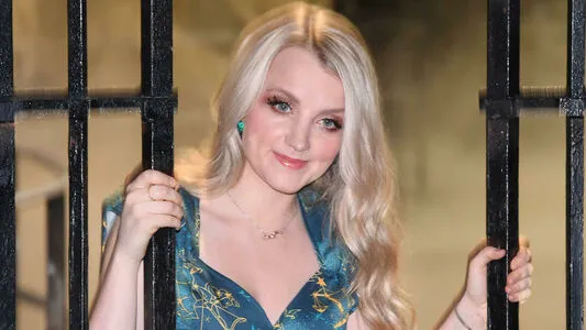 Evanna Lynch OnlyFans Leaked Free Thumbnail Picture - #4ICLfZVvI6