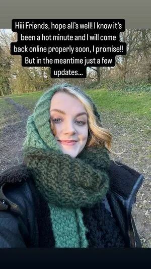 Evanna Lynch OnlyFans Leaked Free Thumbnail Picture - #t5zimWoUx5