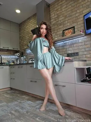 Evanylonova OnlyFans Leaked Free Thumbnail Picture - #ihIBn1hrxC