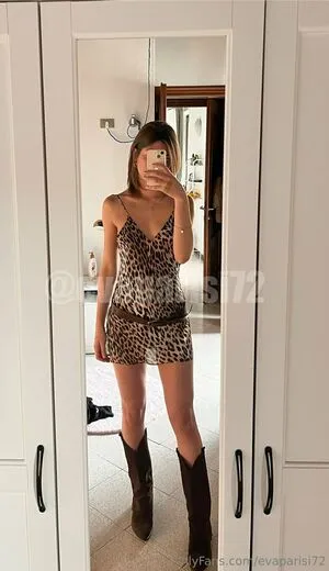 Evaparisi72 OnlyFans Leaked Free Thumbnail Picture - #H31Brw05wb