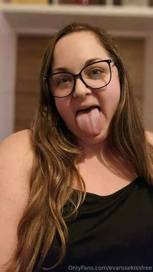Evarosekissfree OnlyFans Leaked Free Thumbnail Picture - #07qSi1zd1l