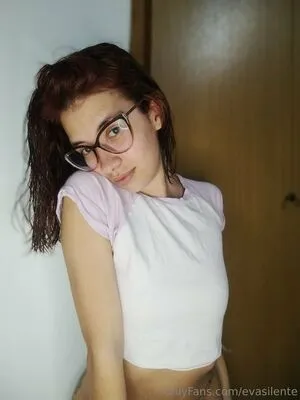 Evasilente OnlyFans Leaked Free Thumbnail Picture - #ODTCcGra21