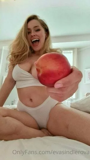 Evasindlerova OnlyFans Leaked Free Thumbnail Picture - #BYaYuYN0UZ