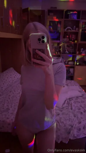 Evaskskk OnlyFans Leaked Free Thumbnail Picture - #ha4aadfyOT