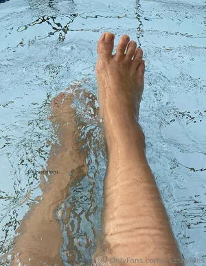 Evasnylons OnlyFans Leaked Free Thumbnail Picture - #C9dm49Pbdb
