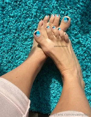 Evasnylons OnlyFans Leaked Free Thumbnail Picture - #Jfkvc86jOg
