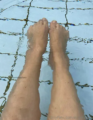 Evasnylons OnlyFans Leaked Free Thumbnail Picture - #Lsuh4H5VHd