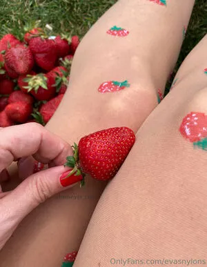 Evasnylons OnlyFans Leaked Free Thumbnail Picture - #o2vDuPjIxp