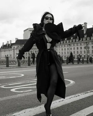 Eve Hewson OnlyFans Leaked Free Thumbnail Picture - #o3SEZfyCJB