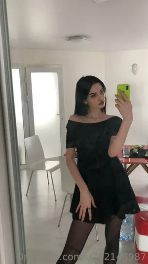 Eve In Wonderland OnlyFans Leaked Free Thumbnail Picture - #9quP2JNq9n
