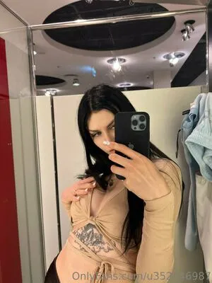 Eve In Wonderland OnlyFans Leaked Free Thumbnail Picture - #J35lp1D2xx