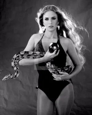 Eve Plumb OnlyFans Leaked Free Thumbnail Picture - #uIovBq9sIx