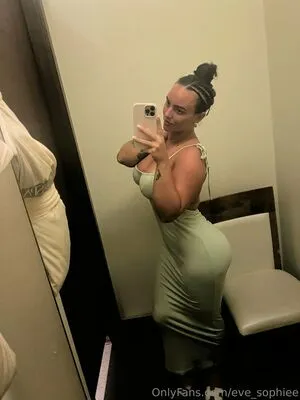 Eve Sophiee OnlyFans Leaked Free Thumbnail Picture - #VJOowEKEsK