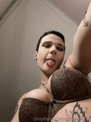 Eve Winters OnlyFans Leaked Free Thumbnail Picture - #sTVHP0Gopw