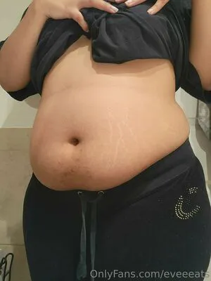 Eveeeats OnlyFans Leaked Free Thumbnail Picture - #7JMqssrn32