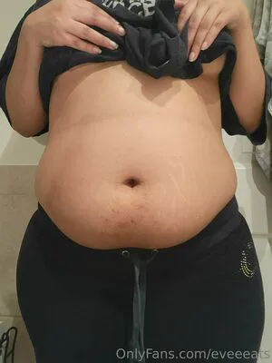 Eveeeats OnlyFans Leaked Free Thumbnail Picture - #QadbU7SSI4