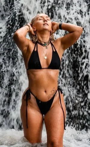 Evejwinstanley OnlyFans Leaked Free Thumbnail Picture - #Y7u6lm3gi2
