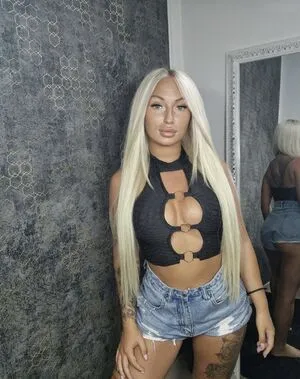 Evelin Kozma OnlyFans Leaked Free Thumbnail Picture - #gEZ04H8obe