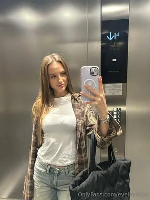 Evelinakiss OnlyFans Leaked Free Thumbnail Picture - #qev75iVa9u