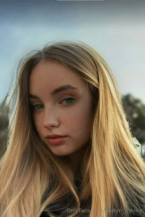 Evelyn Ashley OnlyFans Leaked Free Thumbnail Picture - #NG9xxAfkEU