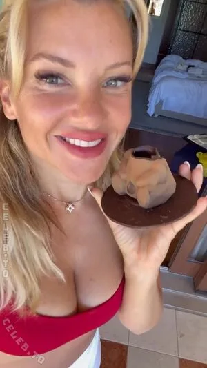 Evelyn Burdecki OnlyFans Leaked Free Thumbnail Picture - #3C06O0drIa