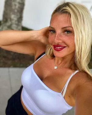 Evelyn Burdecki OnlyFans Leaked Free Thumbnail Picture - #e920LF8HbX