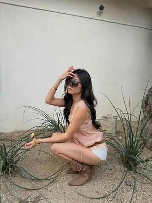 Evelyn Ha OnlyFans Leaked Free Thumbnail Picture - #PGMsAM79SC