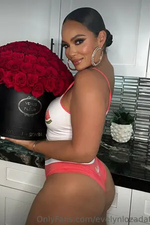 Evelyn Lozada OnlyFans Leaked Free Thumbnail Picture - #2ArJ3r4wg6