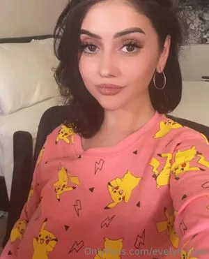 Evelyn Luxe OnlyFans Leaked Free Thumbnail Picture - #o0CrJz71mv