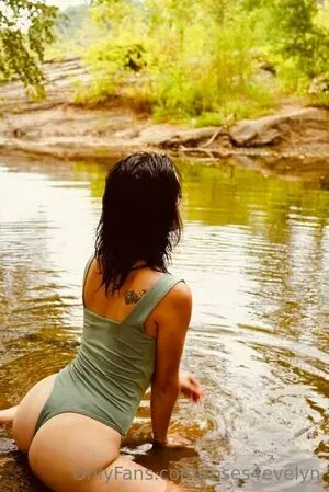 Evelyn Rose OnlyFans Leaked Free Thumbnail Picture - #CjxBU9Easw