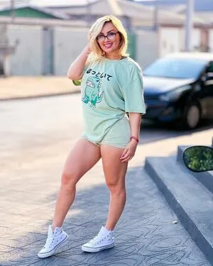 Evelyn Tupan OnlyFans Leaked Free Thumbnail Picture - #IUiw1io1Vg