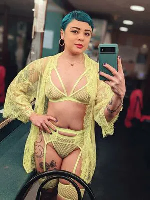 Evelyn Vinyl OnlyFans Leaked Free Thumbnail Picture - #xFs1Vuuf9P