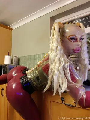 Evelyndoll OnlyFans Leaked Free Thumbnail Picture - #7SceEMNFqV