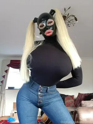 Evelyndoll OnlyFans Leaked Free Thumbnail Picture - #fUKjpews1L