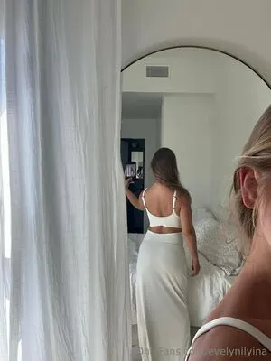 Evelynilyina OnlyFans Leaked Free Thumbnail Picture - #q1mSC9VAjo